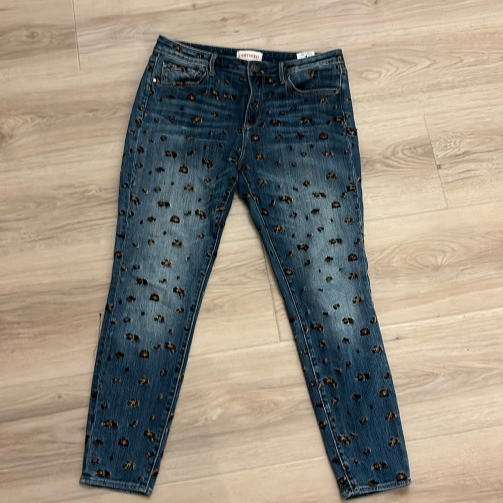 Leopard print jeans